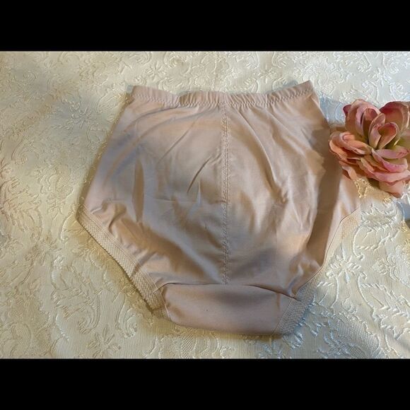 Lacy assorted embroidery design print Underwear - Picture 10 of 11